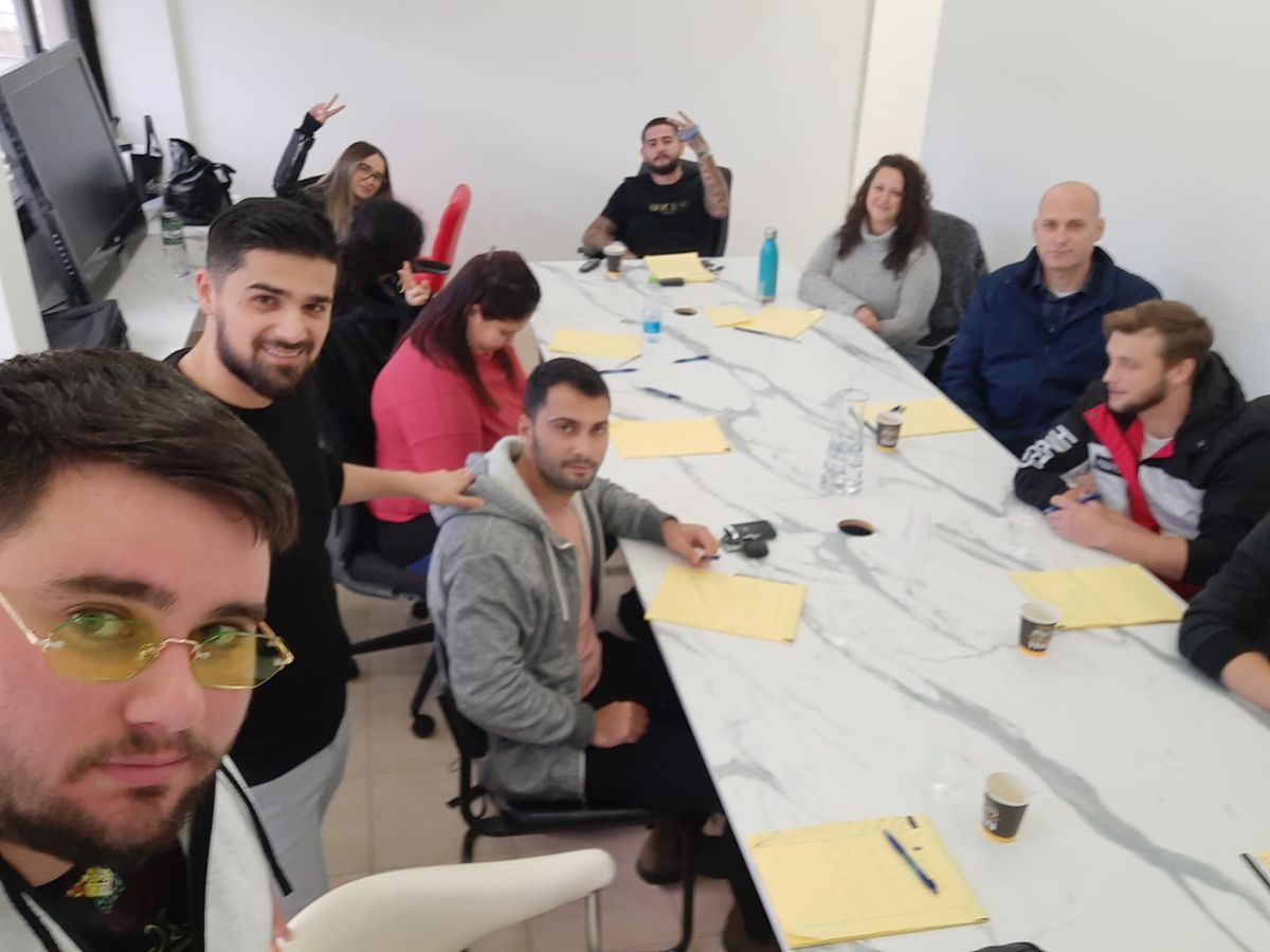 צוות Cal Technologies — תמונה 03